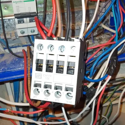Trabajo de Full Service Pinamar: tablero eléctrico